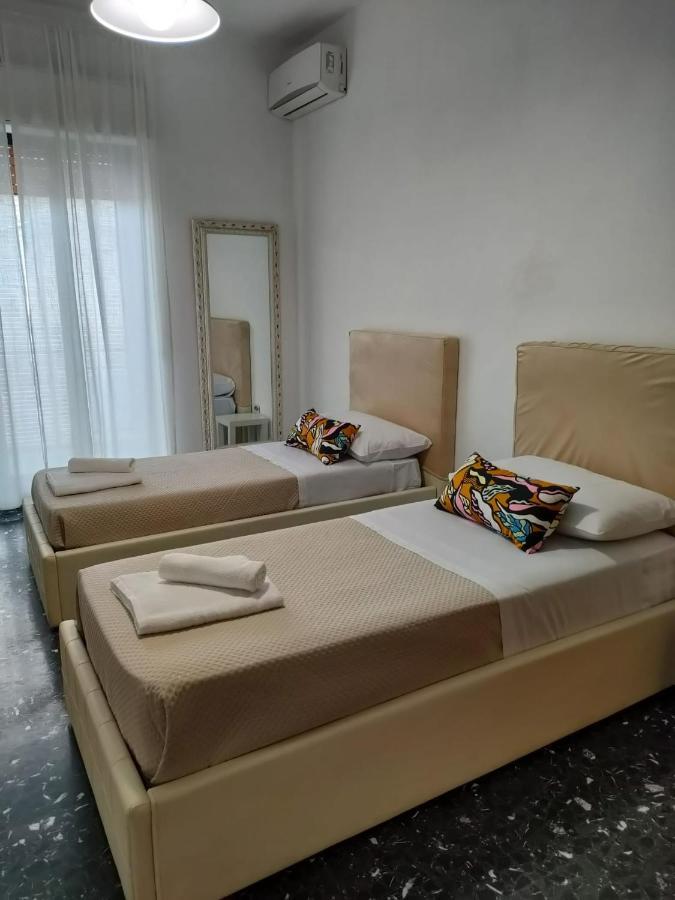 Domus Dali' Appartement Napels Buitenkant foto