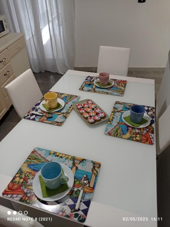 Domus Dali' Appartement Napels Buitenkant foto